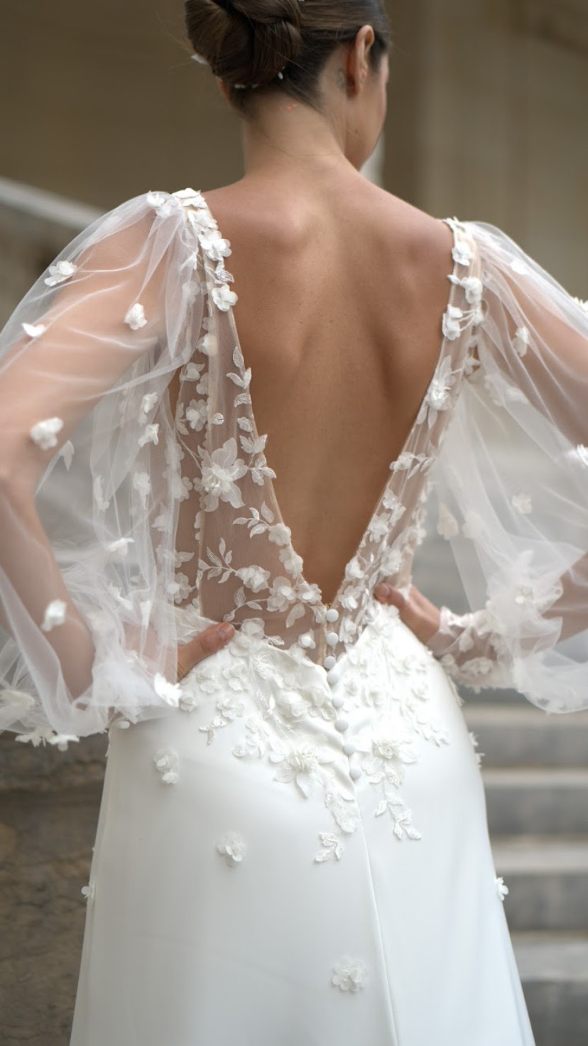 Dentelle de Calais : l’élégance française au cœur de votre robe de mariée sur mesure